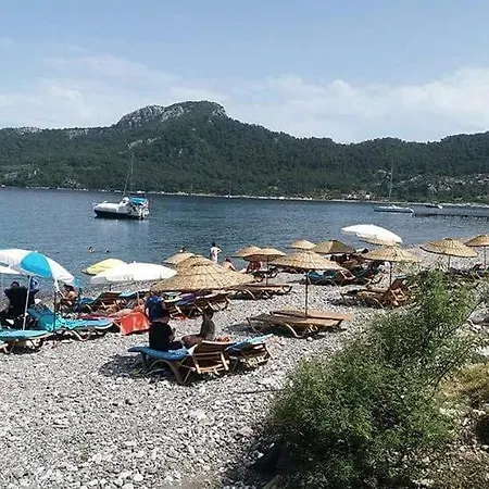 Kumlubuek ホテル *